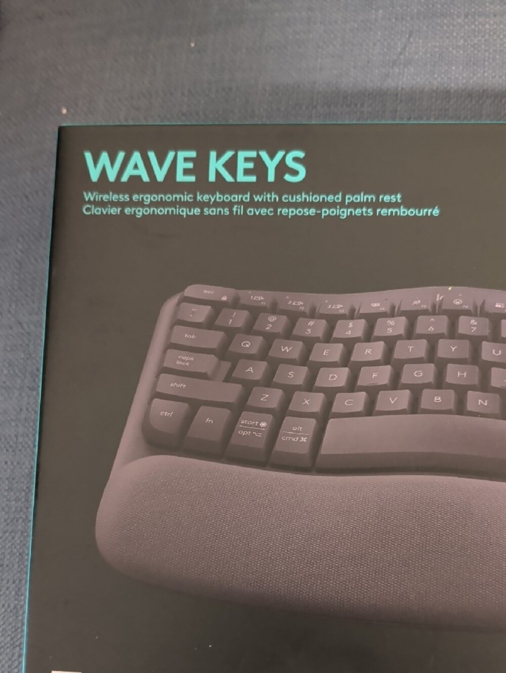 Logitech Wave Keys Ergonomic Keyboard - Gray - Picture 2 of 6